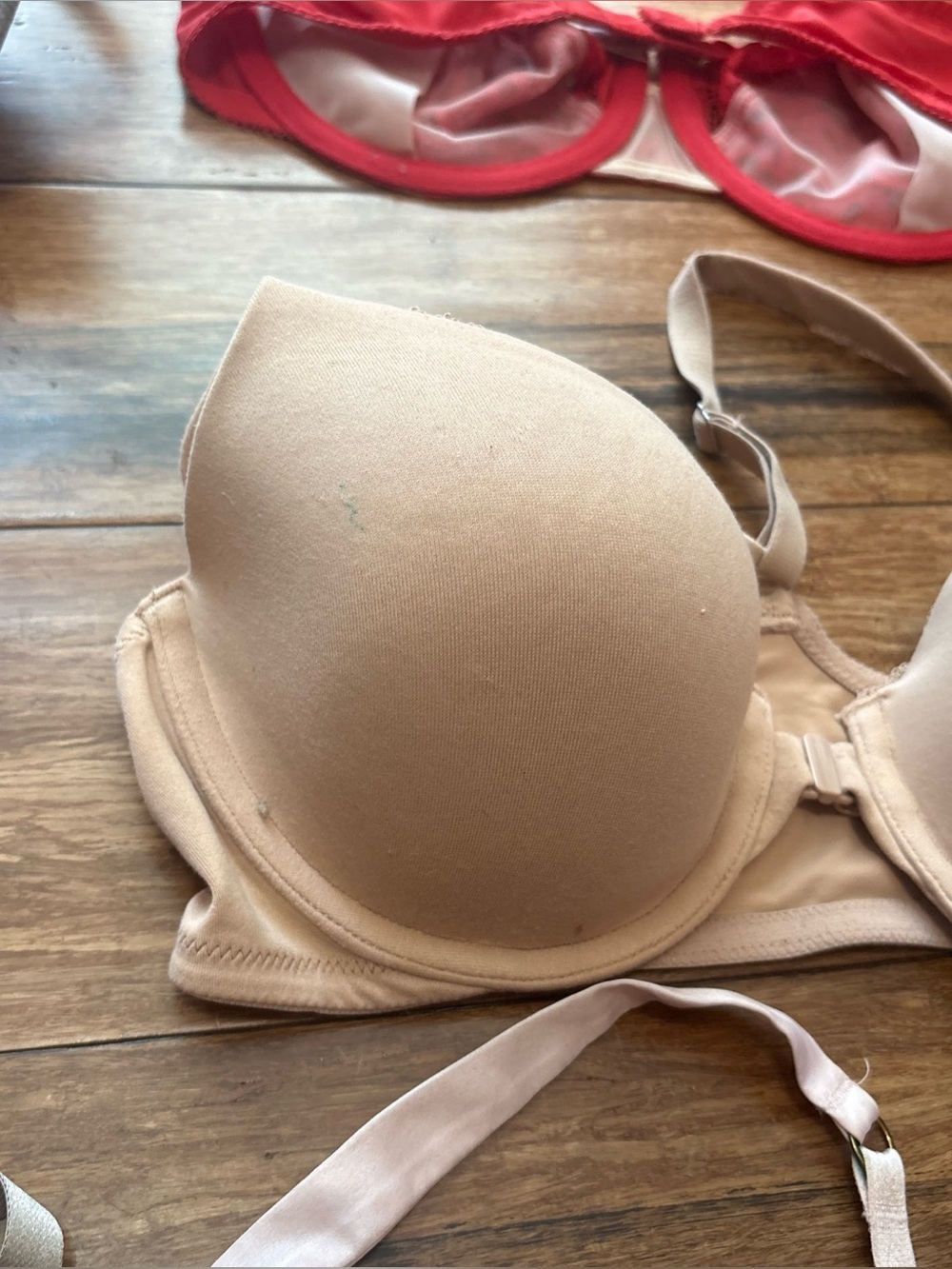 Huge Lot Of 18 34D Bras Wacoal Victoria’s Secret Soma Maiden Form Lily of France - Picture 13 of 14